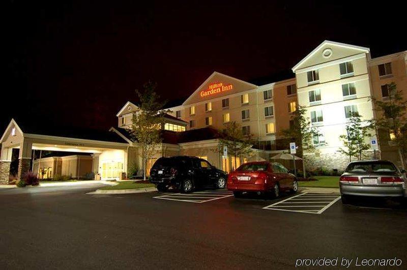 Hilton Garden Inn Raleigh Capital Blvd I-540 Eksteriør billede