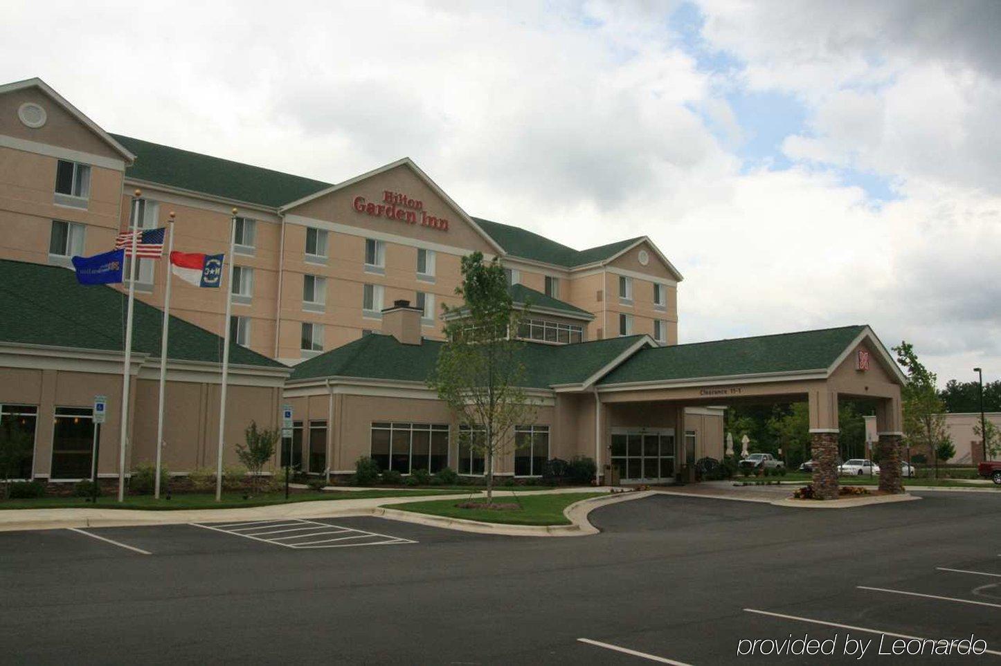 Hilton Garden Inn Raleigh Capital Blvd I-540 Eksteriør billede
